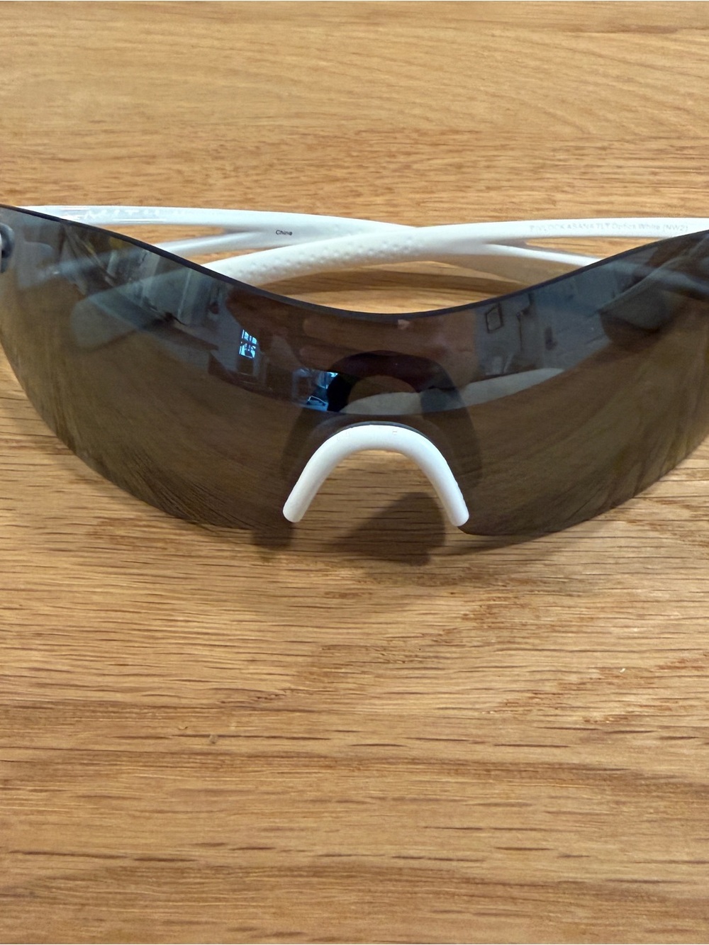 Smith Pivlock Asana Women’s Sunglasses White